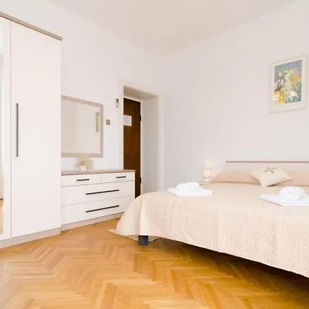 Patricija-duplex Three Bedroom With Balcony And Sea View A6 1 別荘