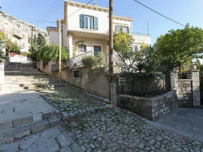 Semesterbostad Patricija-duplex Three Bedroom With Balcony And Sea View A6 1 Dubrovnik